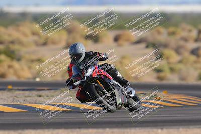 media/Nov-06-2023-Moto Forza (Mon) [[ce023d0744]]/3-Intermediate Group/Session 5 (Turn 4)/